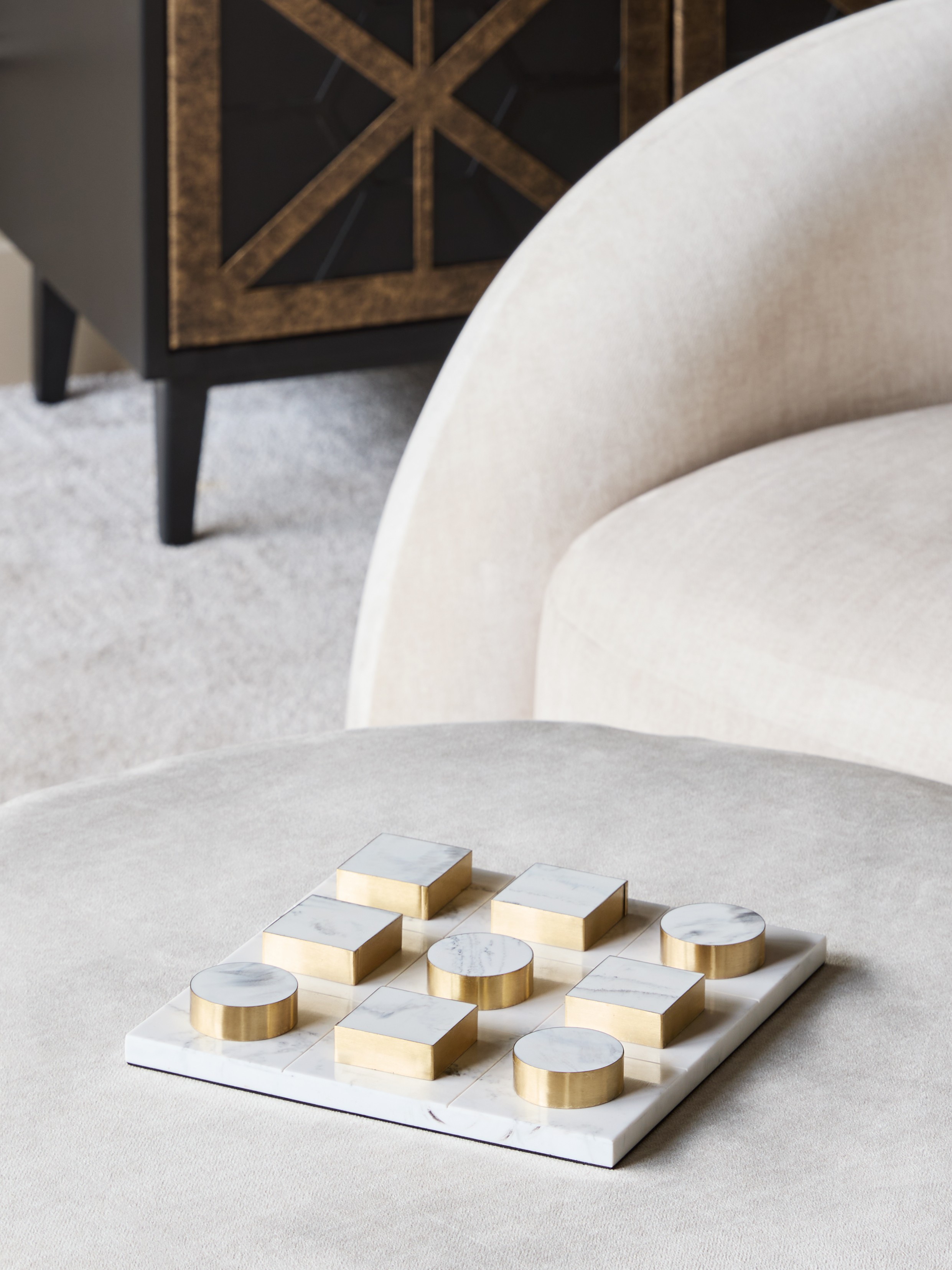 Jenkin White and Brass Noughts and Crosses Game hover image